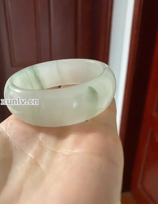 青海翠是天山翠的一种吗