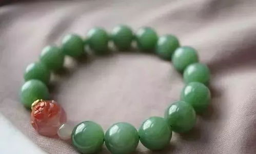 珠宝在手,锦上添花,凸显气质,让您更加高贵美丽