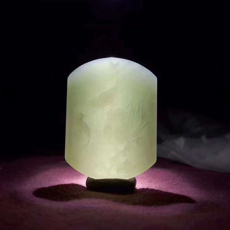 和田玉工厂店玉石工艺品天然新疆和田玉青海料晴水色花开富贵吊坠