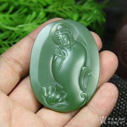 和田碧玉白加绿，苏工精雕荷花观音挂件 青海玉石的精品之作
